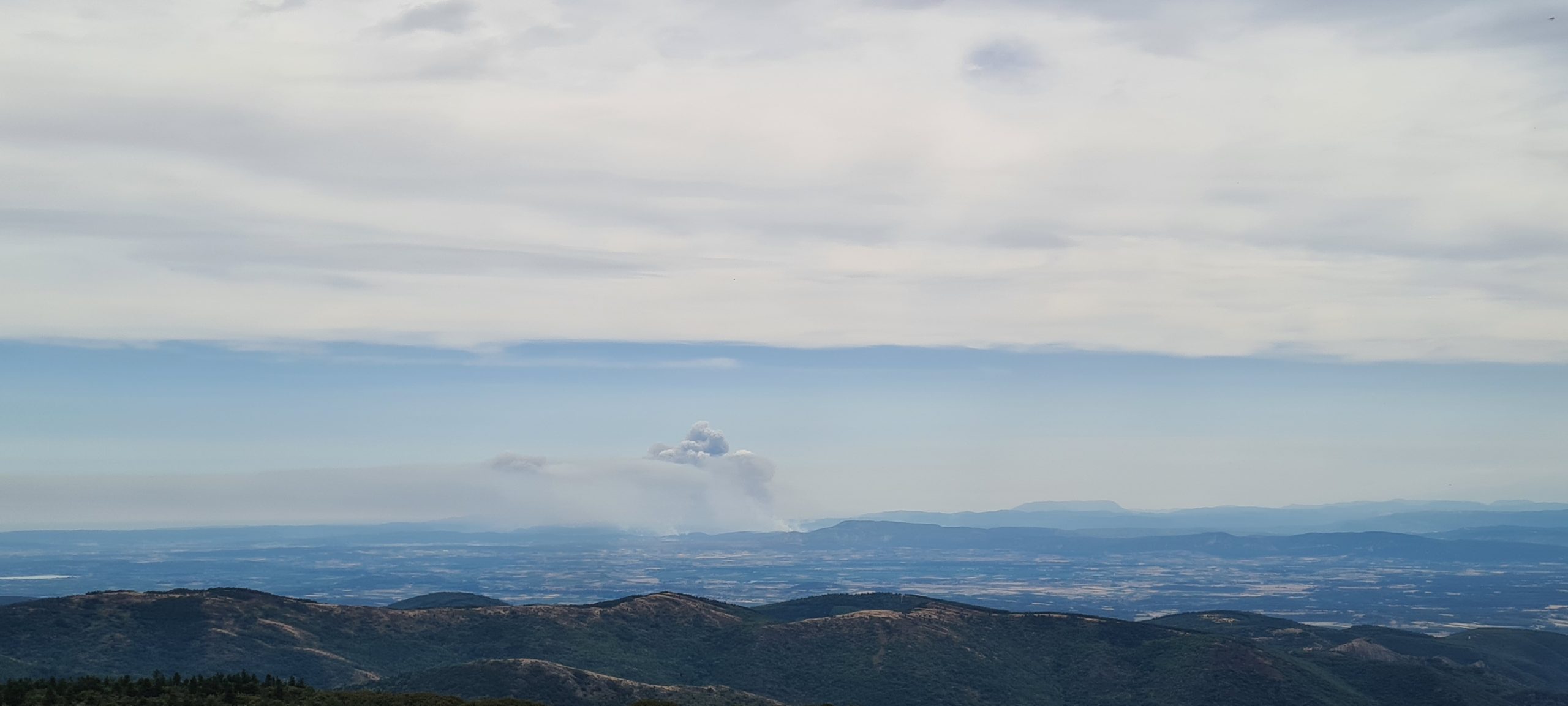 Incendie de Ribaute vu du pic de Nore